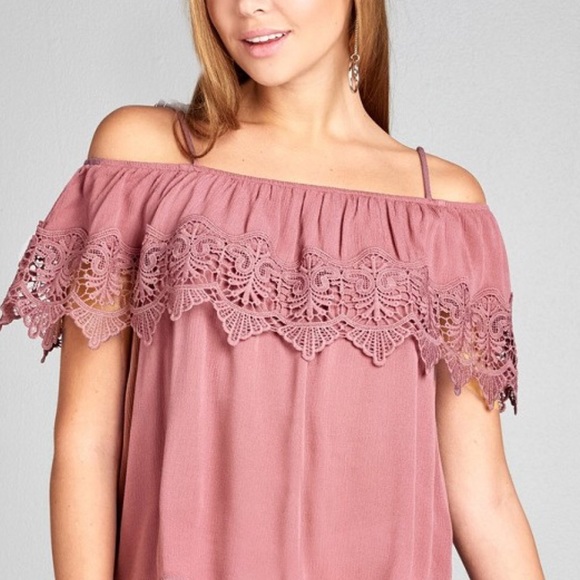 Various colors of lace top shirts - Picture 5 of 5